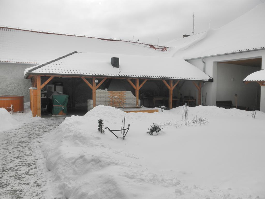 Hotel Statek 3 - Wellness & Spa Hluboká nad Vltavou Exterior foto